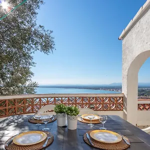 https://villa-cecilia-lloret-de-mar.catalonia-hotels.com